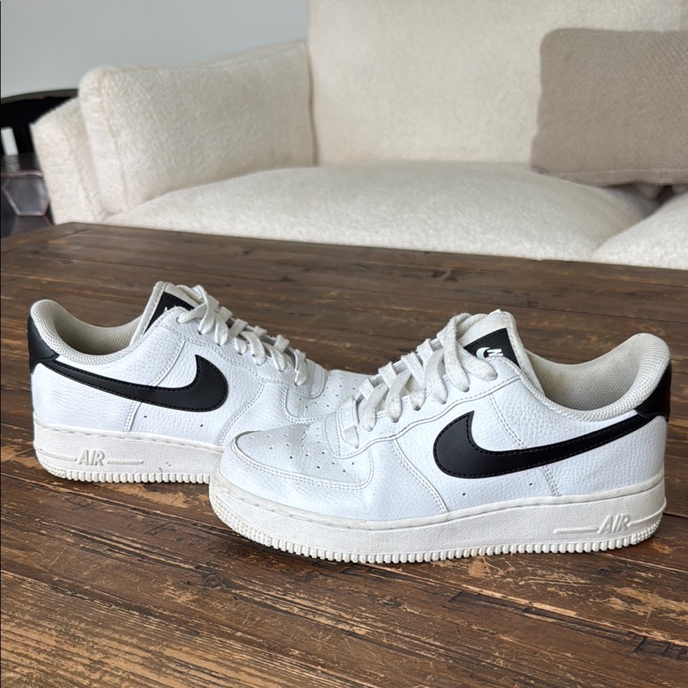 Nike White & black Airforce 1